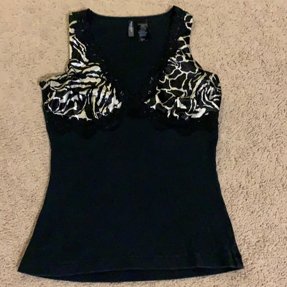 Bisou Bisou size Medium black and cream tank top